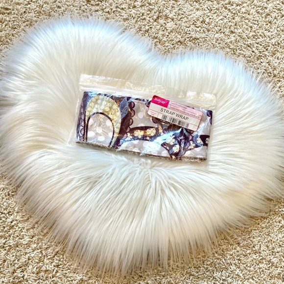 Thirty-One Strap Wrap Patchwork Paisley - Picture 3 of 7